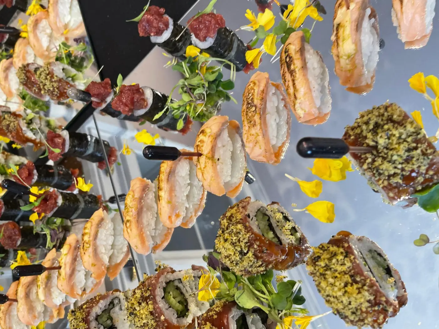 Estación de sushi en boda buffet